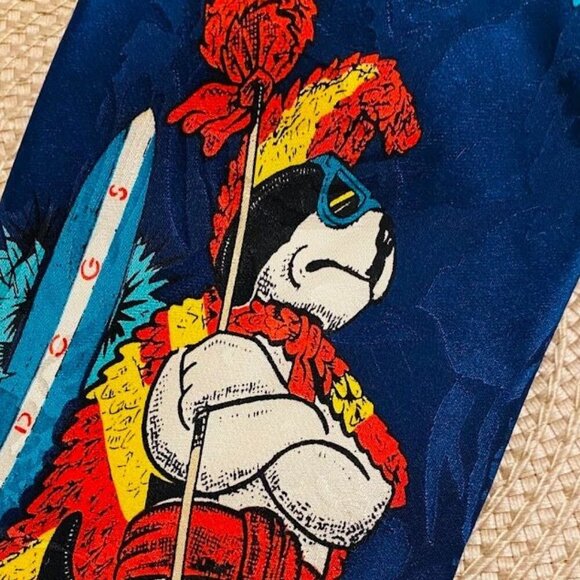 Big Dogs Big Kahuna Beach Warrior Surfboard Men's 100% Silk Tie - Picture 2 of 4